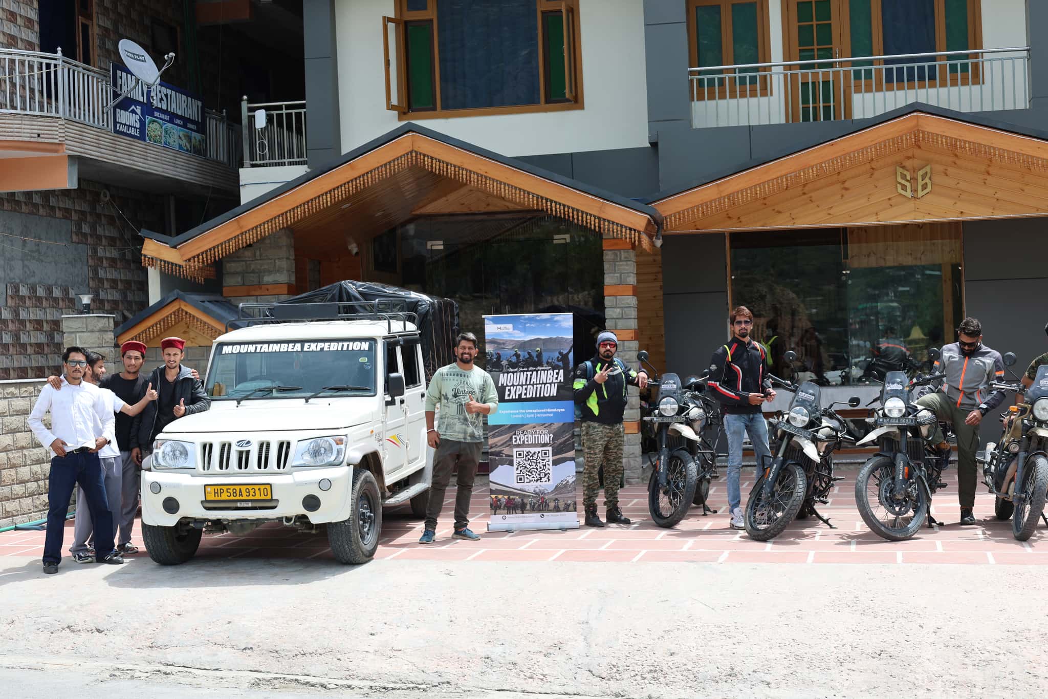 MountainBea Royal Enfield Himalayan bike & 4x4 SUV expedition fleet in the Indian Himalayas